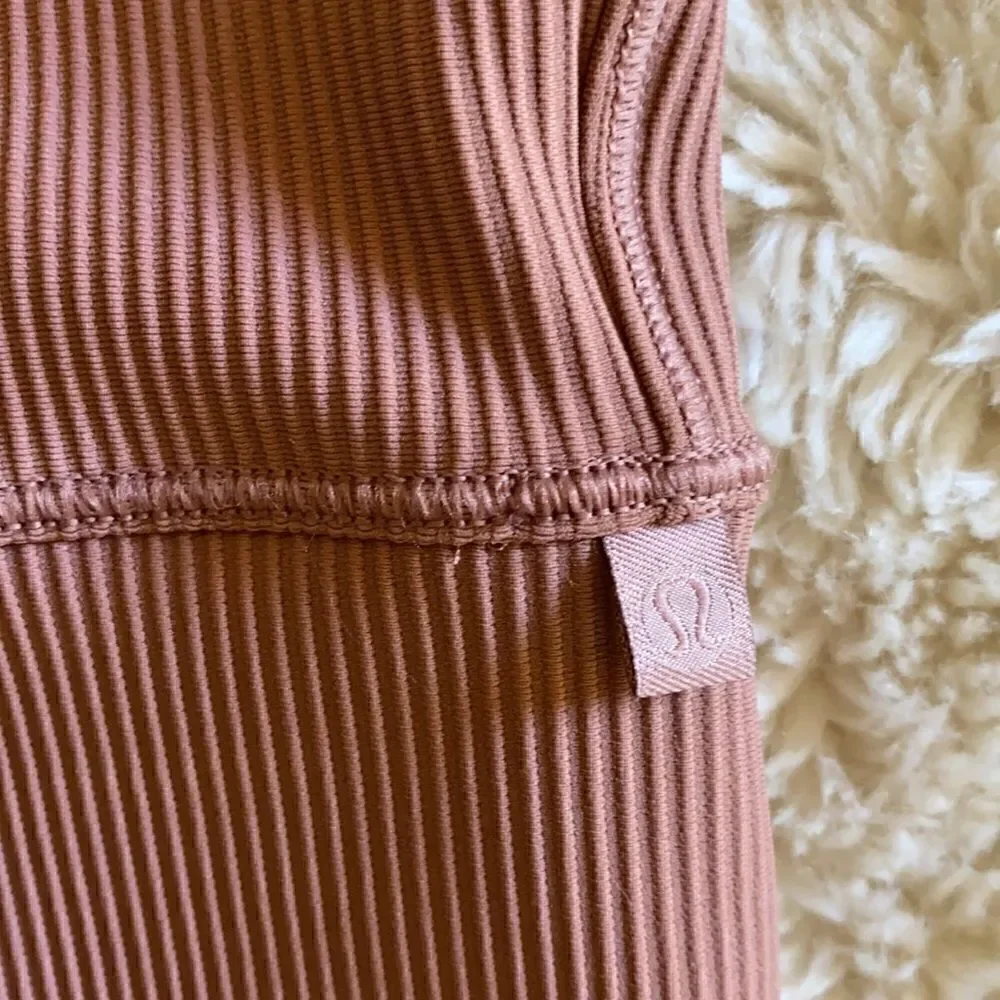 COPY - Lululemon Womens Top Size M
